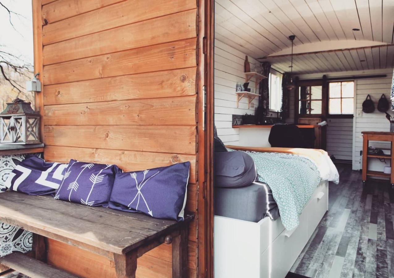 Ferienwohnung La Roulotte De L'Atelier Durbuy Exterior foto